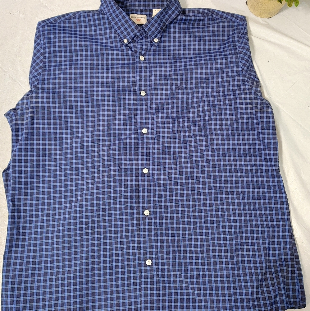 Dockers - Picture 4 of 4